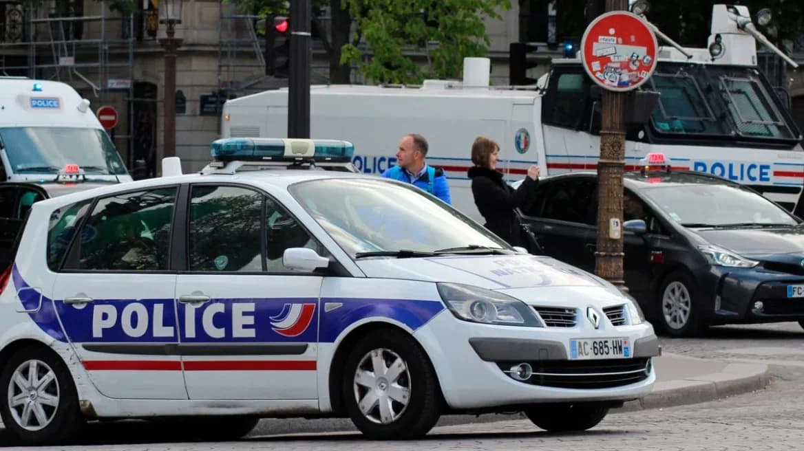 Frankreich: Brüder wegen Freiheitsberaubung und Folter ihrer Mutter angeklagt