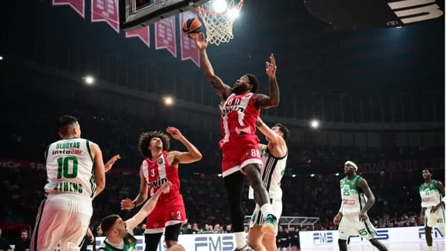 Euroleague: Olympiacos defeats Panathinaikos at SEF