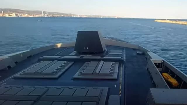 Φρεγάτα «Κίμων»: Εντυπωσιακός απόπλους από Λεμεσό για αμυντική θωράκιση