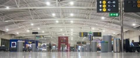Ακυρώθηκαν 29 πτήσεις από/προς το αεροδρόμιο Λάρνακας
