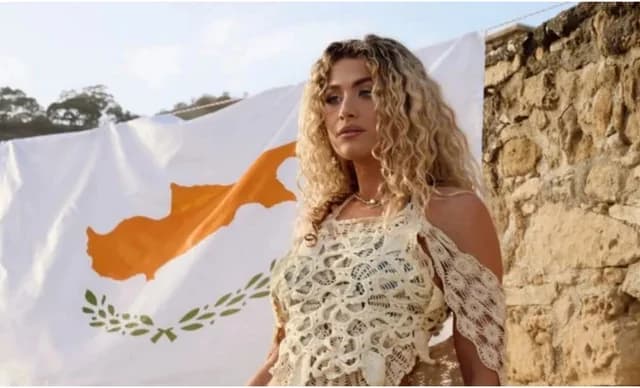 Miriana Conte baila “Jalla” de Antigoni Buxton (Video)