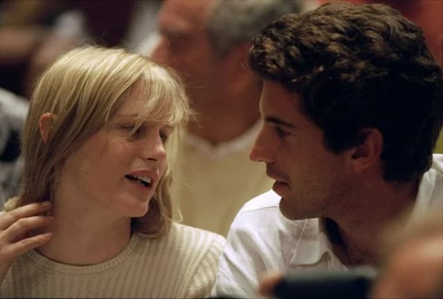 Daryl Hannah Disputa las Afirmaciones en la Serie 'Love Story'