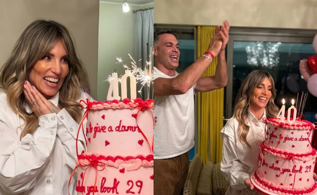 אתינה אוֹיקוֹנוֹמָקוּ: מסיבת יום הולדת 40 ראוותנית