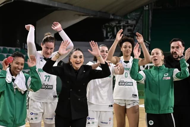 El Panathinaikos, a una victoria de las finales de baloncesto femenino A1, derrota al Olympiacos