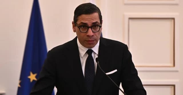 Cyprus: Discussion on British Bases After Middle East Crisis