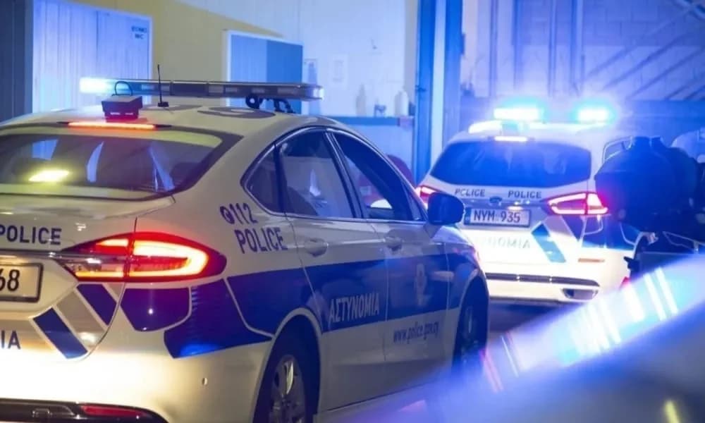 Operaciones nocturnas de la policía: Cinco arrestos y 234 denuncias