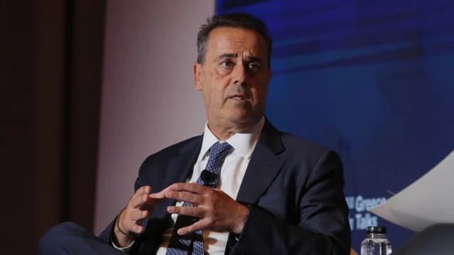 Παπασταύρου: Κριτική στον Τσίπρα για τη ρητορική «ΕΟΚ και ΝΑΤΟ»
