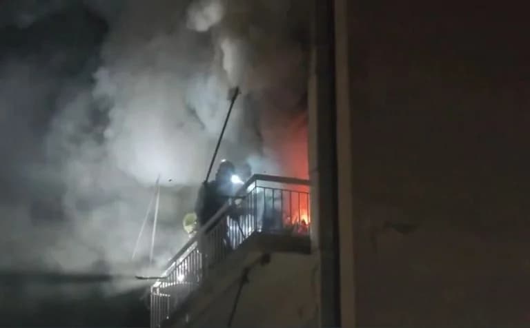 Incendio en un apartamento en Tavros: Un residente describe momentos dramáticos