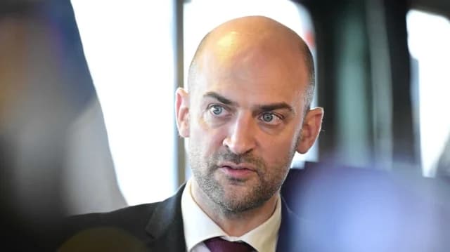 Frankreich: Iran muss große Zugeständnisse machen, sagt Außenminister