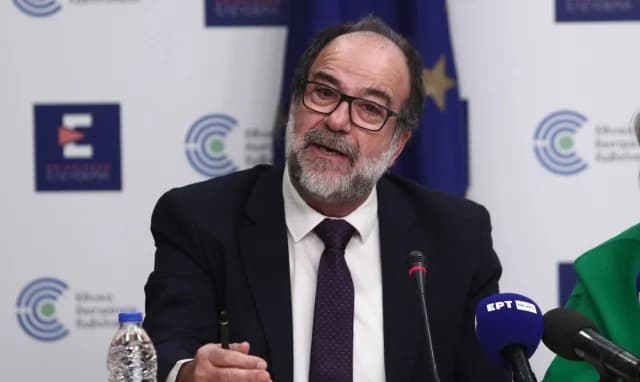 Dimite el presidente de EODY tras un incidente con un empleado