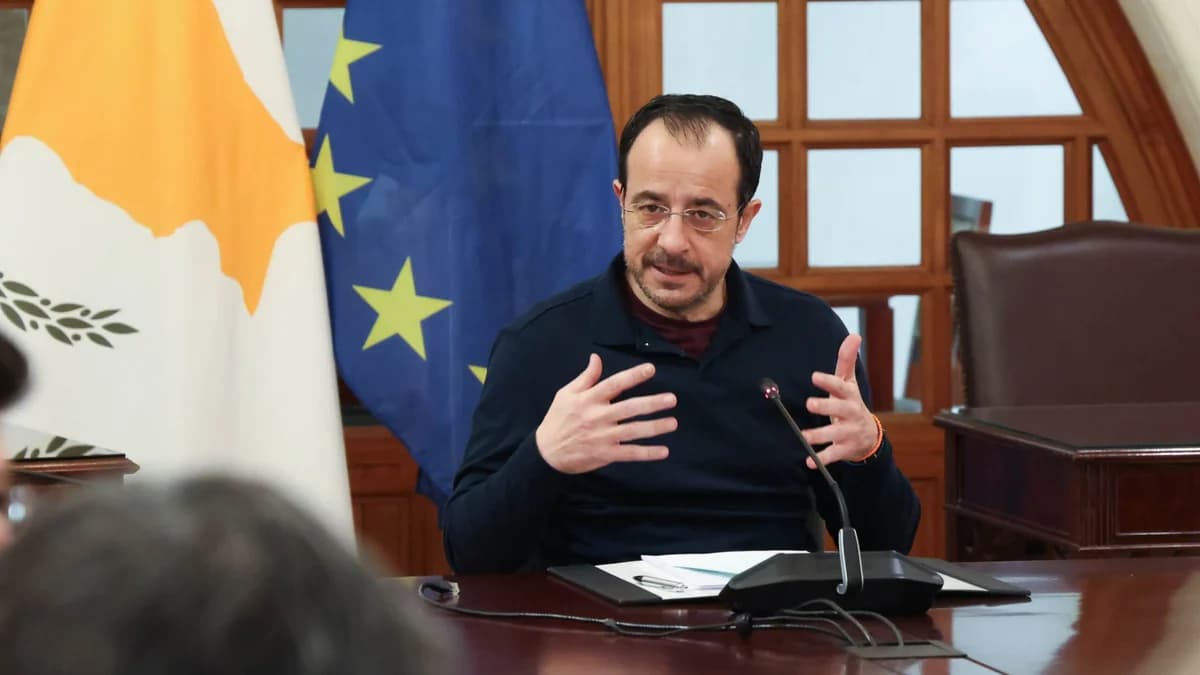 ¿Contactos Líbano-Israel en Chipre? Respuesta del Presidente