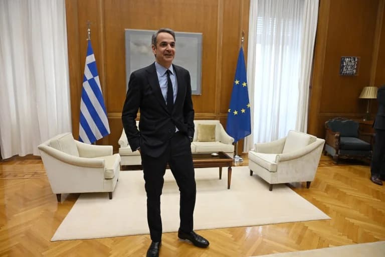 Κυριάκος Μητσοτάκης στο Παρίσι για τη Σύνοδο για την Πυρηνική Ενέργεια