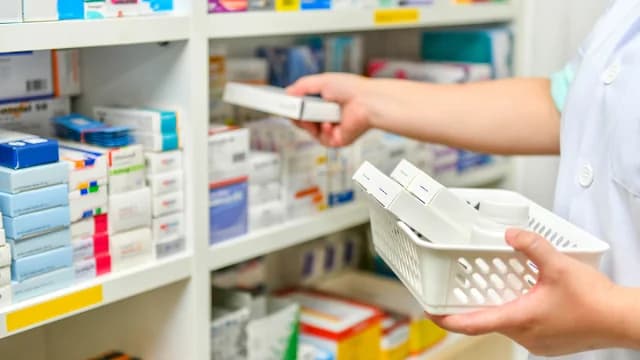 Funding for Innovative Medicines Delayed in Greece