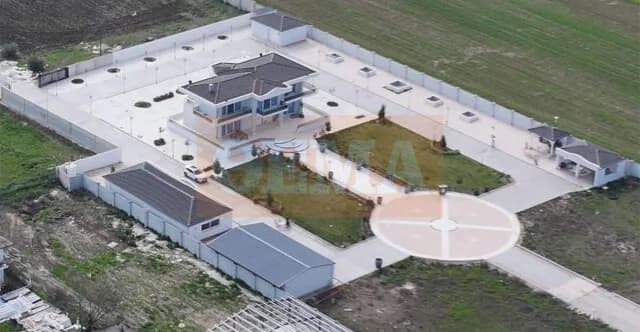Larissa: Roma-Familie in Goldmünzenbetrug verwickelt, hatte Hubschrauberlandeplatz in Villa