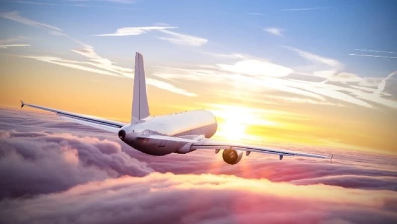 Cancelaciones de vuelos en el aeropuerto de Lárnaca por situación en Oriente Medio