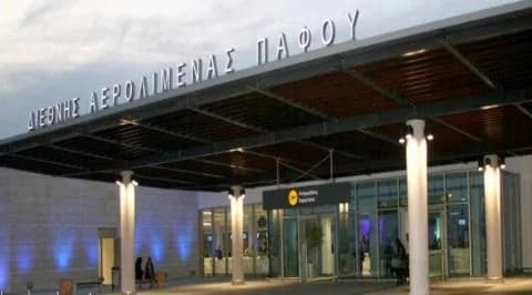 ביטולי טיסות בנמל התעופה פאפוס עקב המצב האזורי