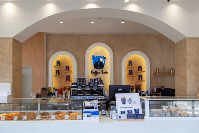 VENETI Partners with Coffee Lab