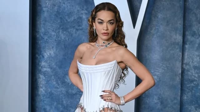 Rita Ora spricht über das Einfrieren von Eizellen und Mutterschaft