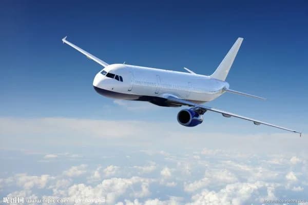 82 Personen mit Cyprus Airways Flug aus Saudi-Arabien repatriiert