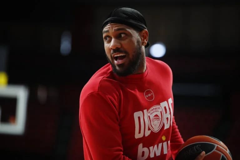 Euroleague: Olympiacos with Morris, without Vezenkov against Paris