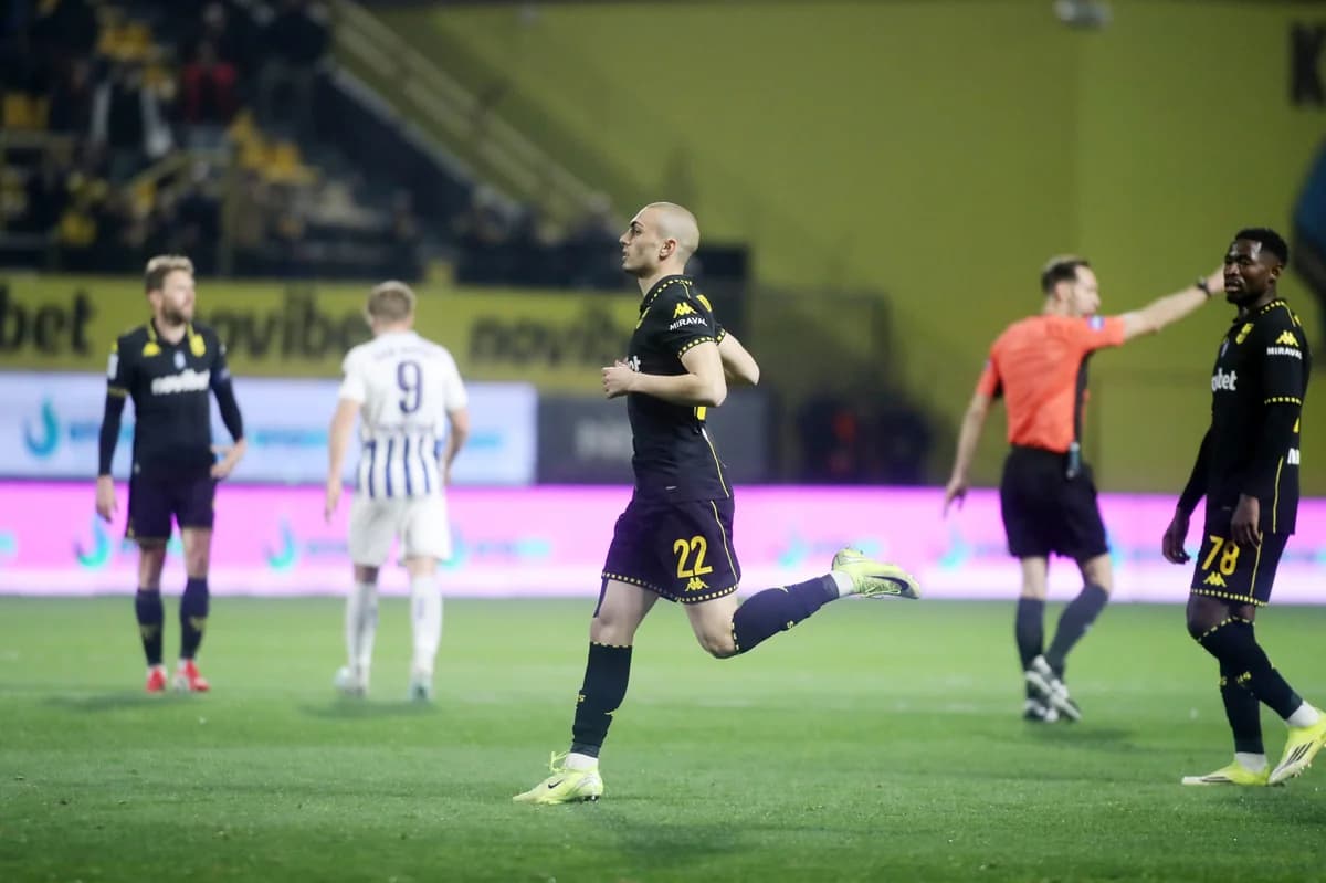 Emotional Return: Voriazidis Back on the Field for Aris