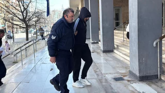 Салоники: 27-летнему водителю предъявлено обвинение в совершении тяжкого преступления