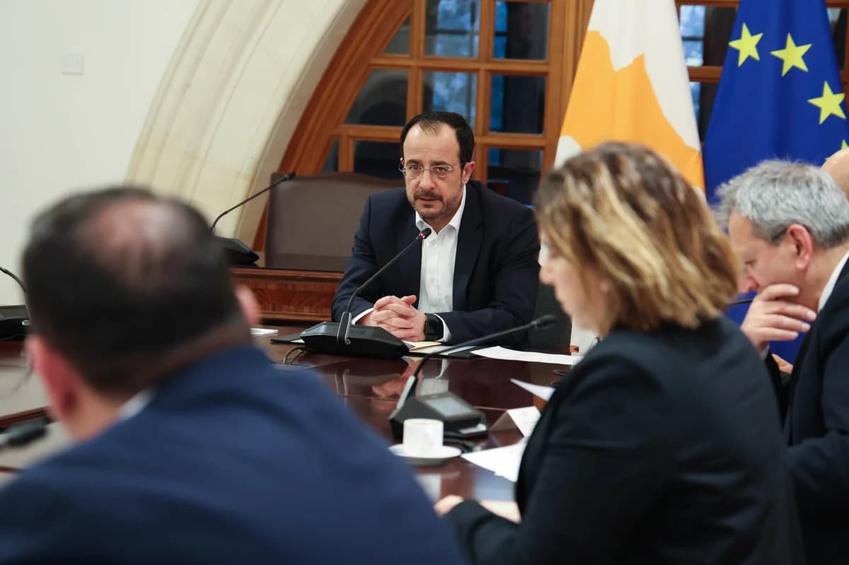 Ευχαριστίες Χριστοδουλίδη για τη στήριξη στην άμυνα της Κύπρου