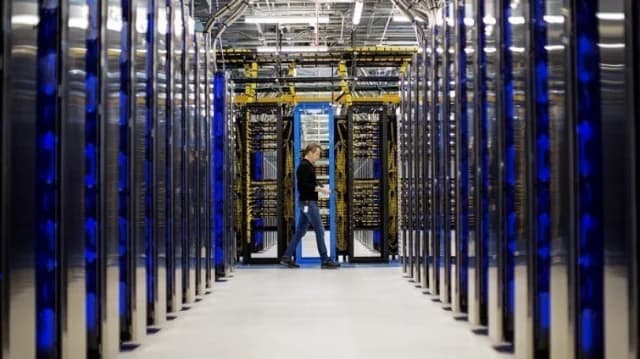 Iran: State Bank Sepah Data Center Attacked