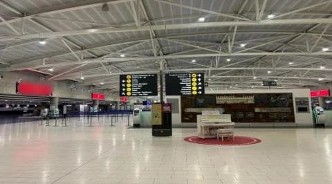 37 Flights Cancelled To/From Larnaca Due to Middle East Crisis