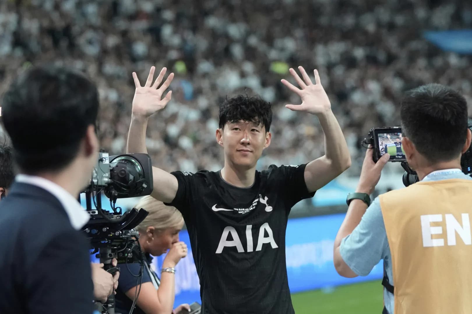 Son Heung-min's Emotional Farewell to Tottenham in Video
